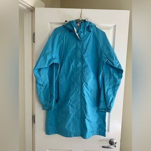 LL Bean mid length blue rain coat. Gortex technology. Like new condition.
